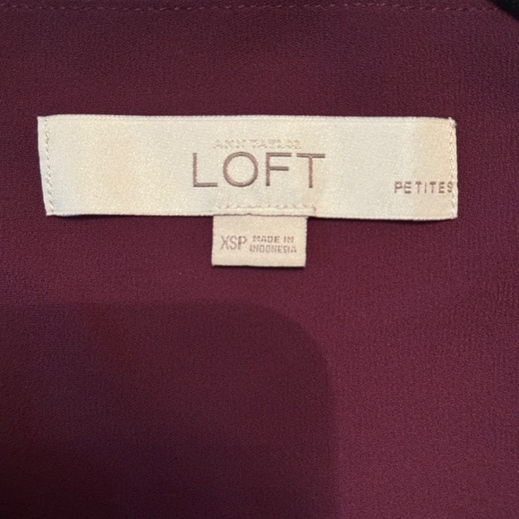 Red wine colored blouse - Picture 3 of 3